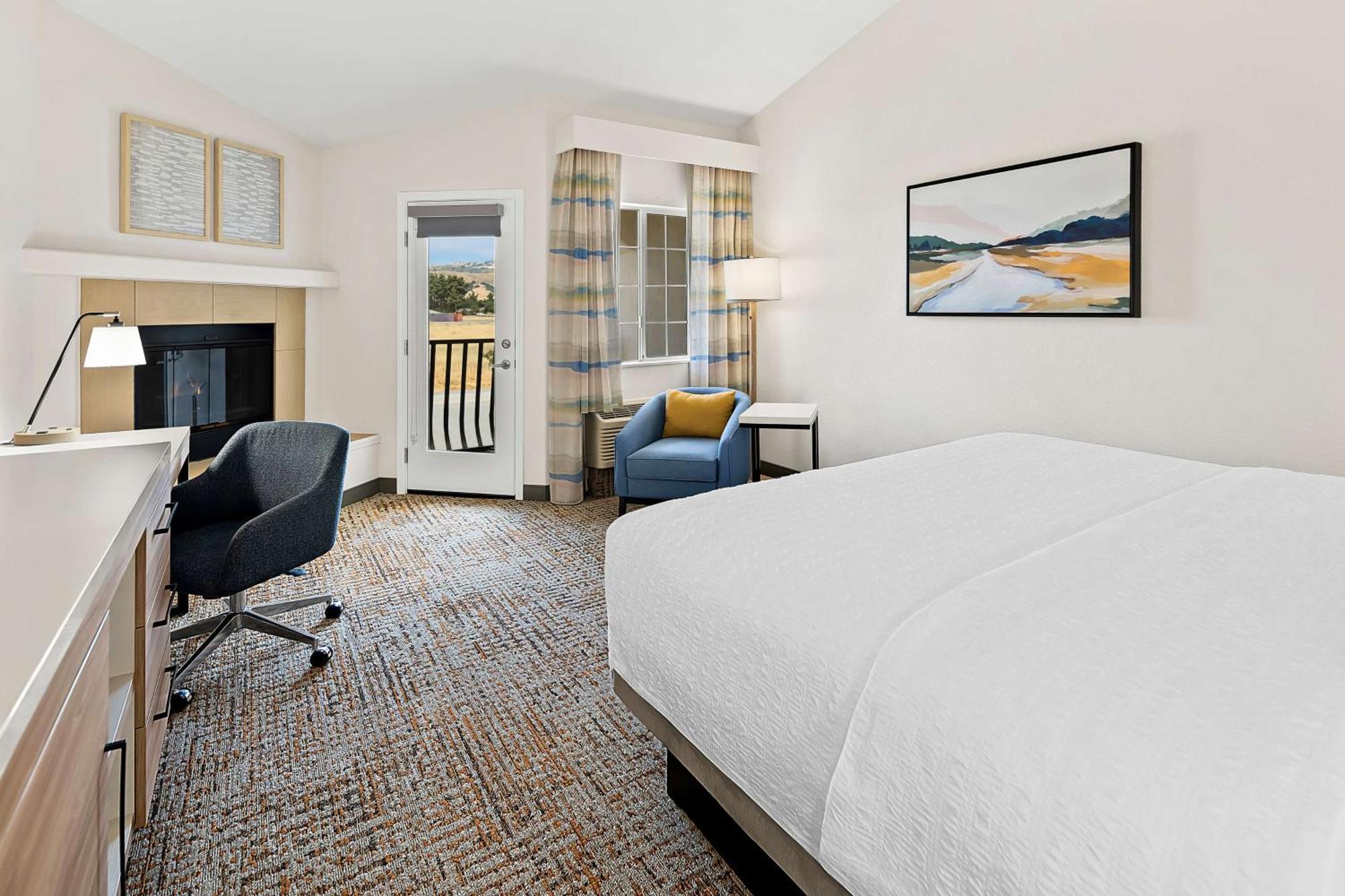 Hampton Inn Morgan Hill Exteriör bild